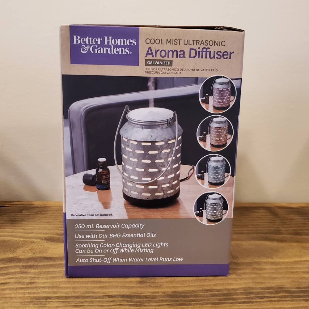 Better Homes & Gardens Color Changing Cool Mist Ultrasonic Aroma Diffuser - Picture 4 of 6